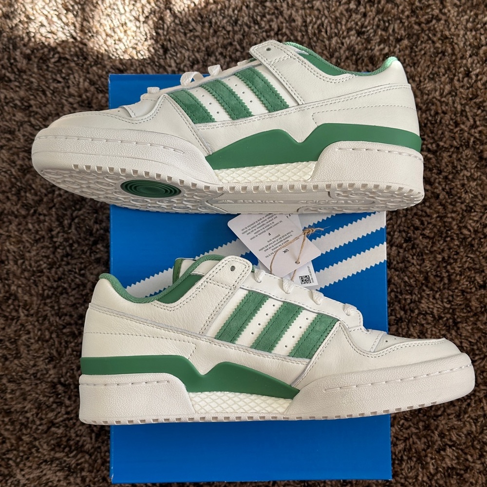 Adidas Forum Low CL Preloved Green Sneakers - Picture 4 of 15